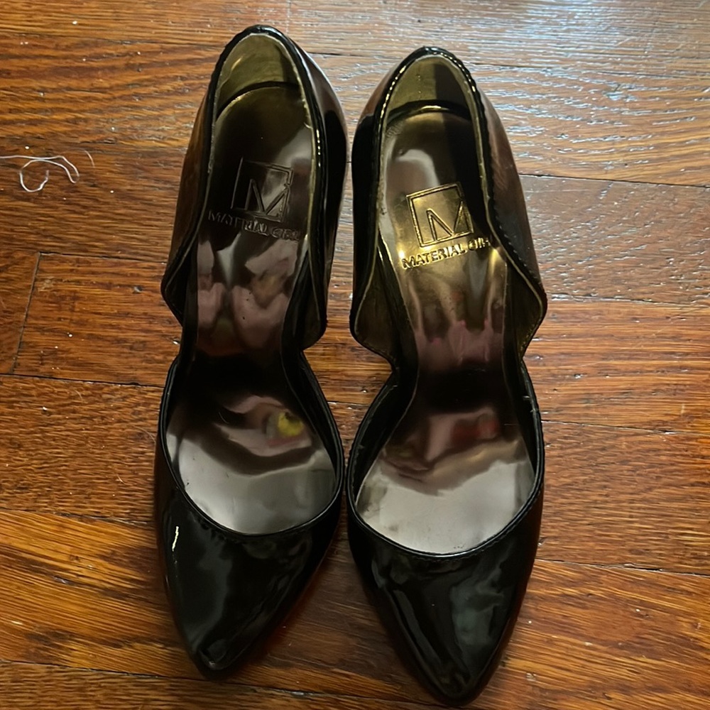 Material Girl MACYS sise 5 Black Work heel - worn ONCE
